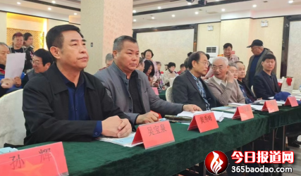 愛青薈萃 旗幟飄揚(yáng)0410985.png