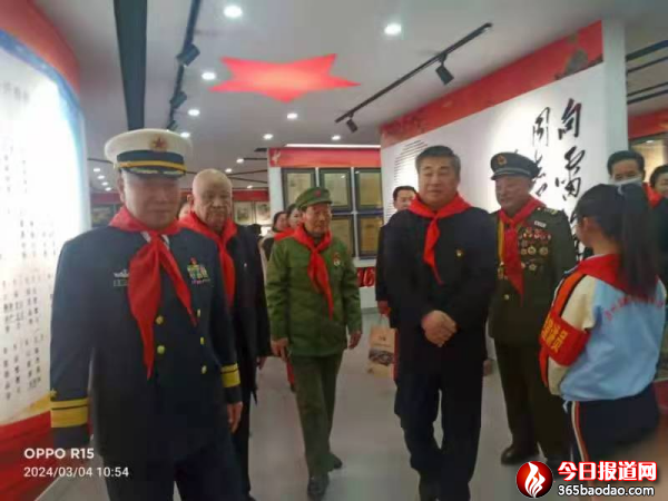 濟(jì)南長清出了一家新時代雷鋒家庭展覽館725.png