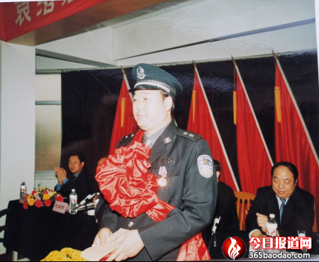 碧血映忠誠(chéng)4735.png