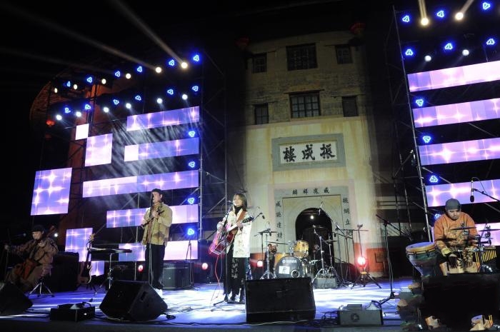 zǰ(l)(hu)