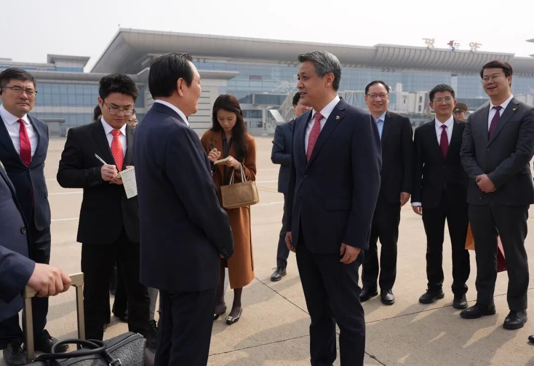 �Ї�����������ƽ��ֱ�w���\�����ͺ�������܊��ʹӭ�������˿�